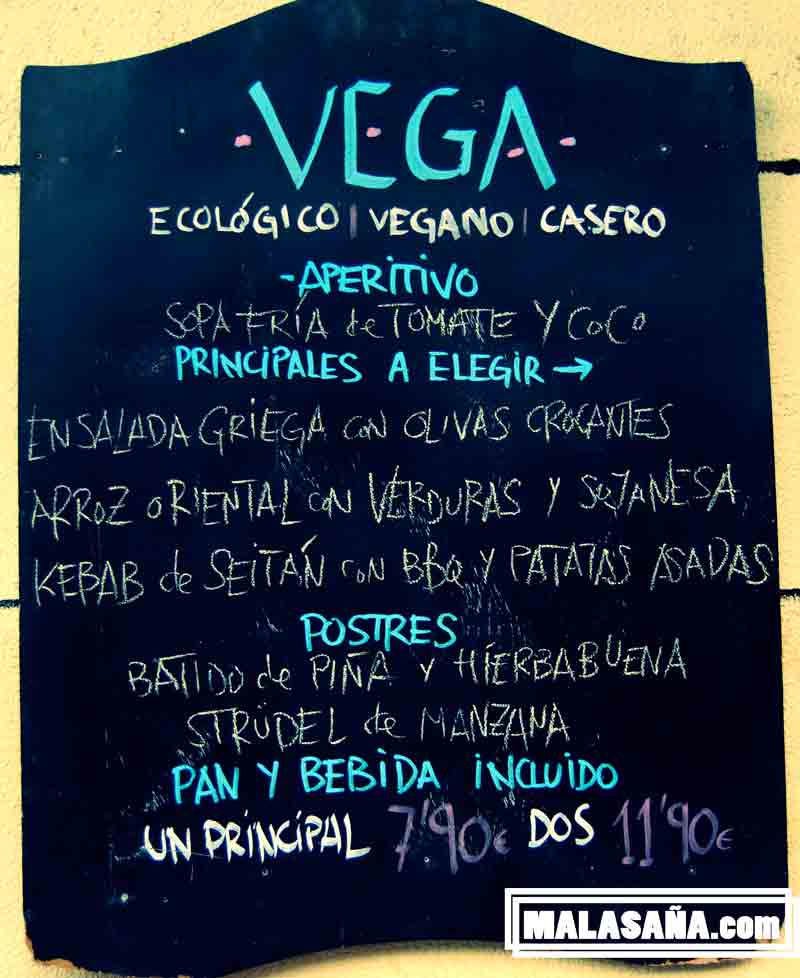 pizarra con el menú del restaurante Vega
