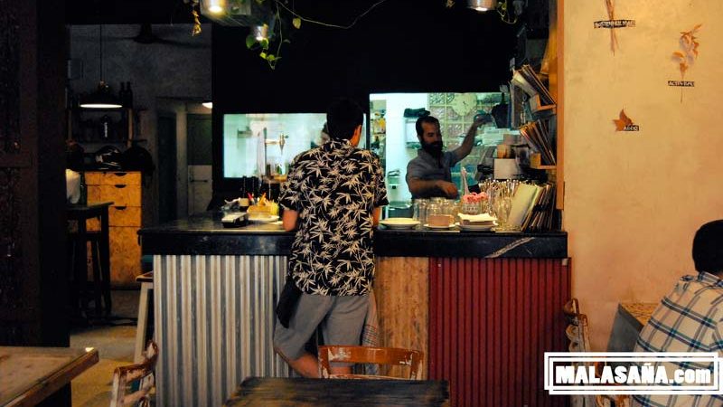 interior del local Vega