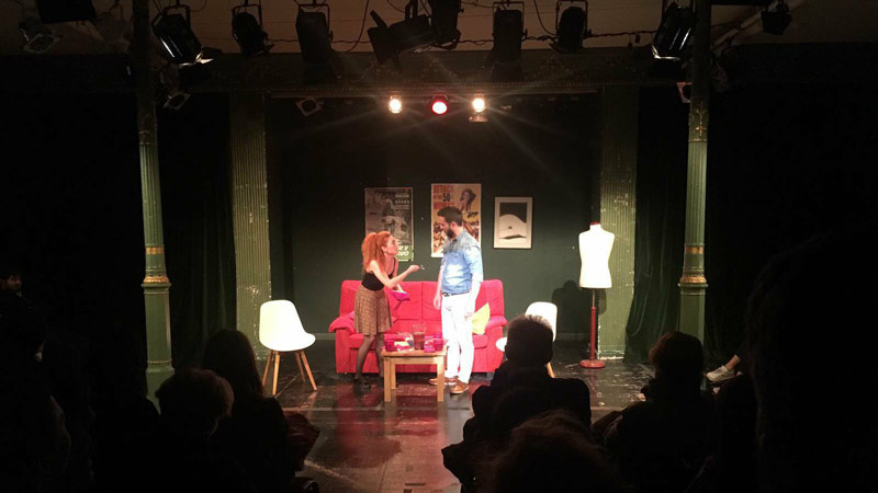 Representación en el Teatro Lara