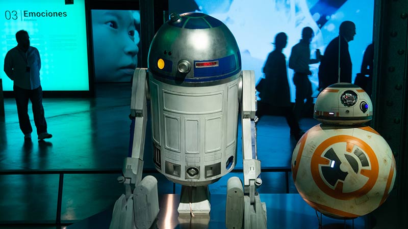 Réplica R2-D2 de la Fundación Telefónica