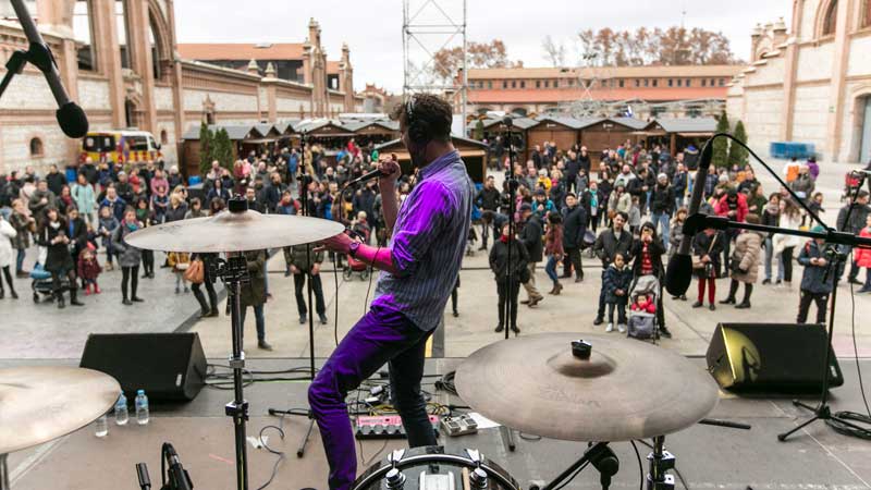 Concierto de música en la plaza de Matadero