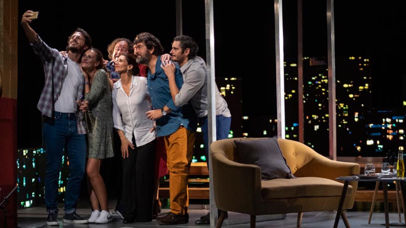 Todos los actores de Perfectos Desconocidos en escena